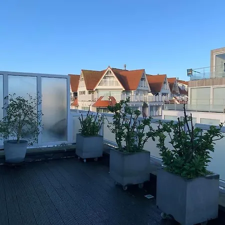 Beautiful Sunny Penthouse Apartmán *