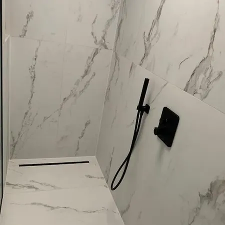 דירה Beautiful Sunny Penthouse *