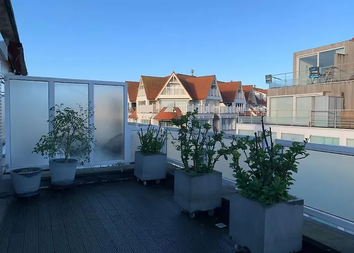 Beautiful Sunny Penthouse Apartmán *