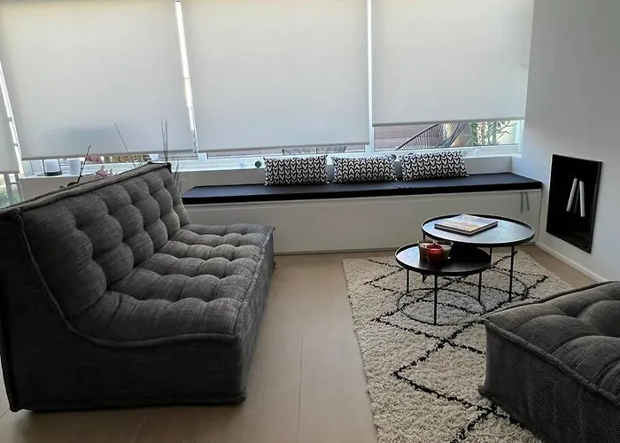 Beautiful Sunny Penthouse Apartmán